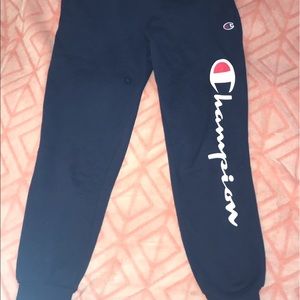 Medium champion sweats.